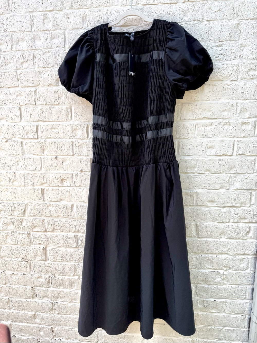 Eloquii NWT Black Puff Sleeve Pintuck Midi Dress 🌸🌸🌸 22